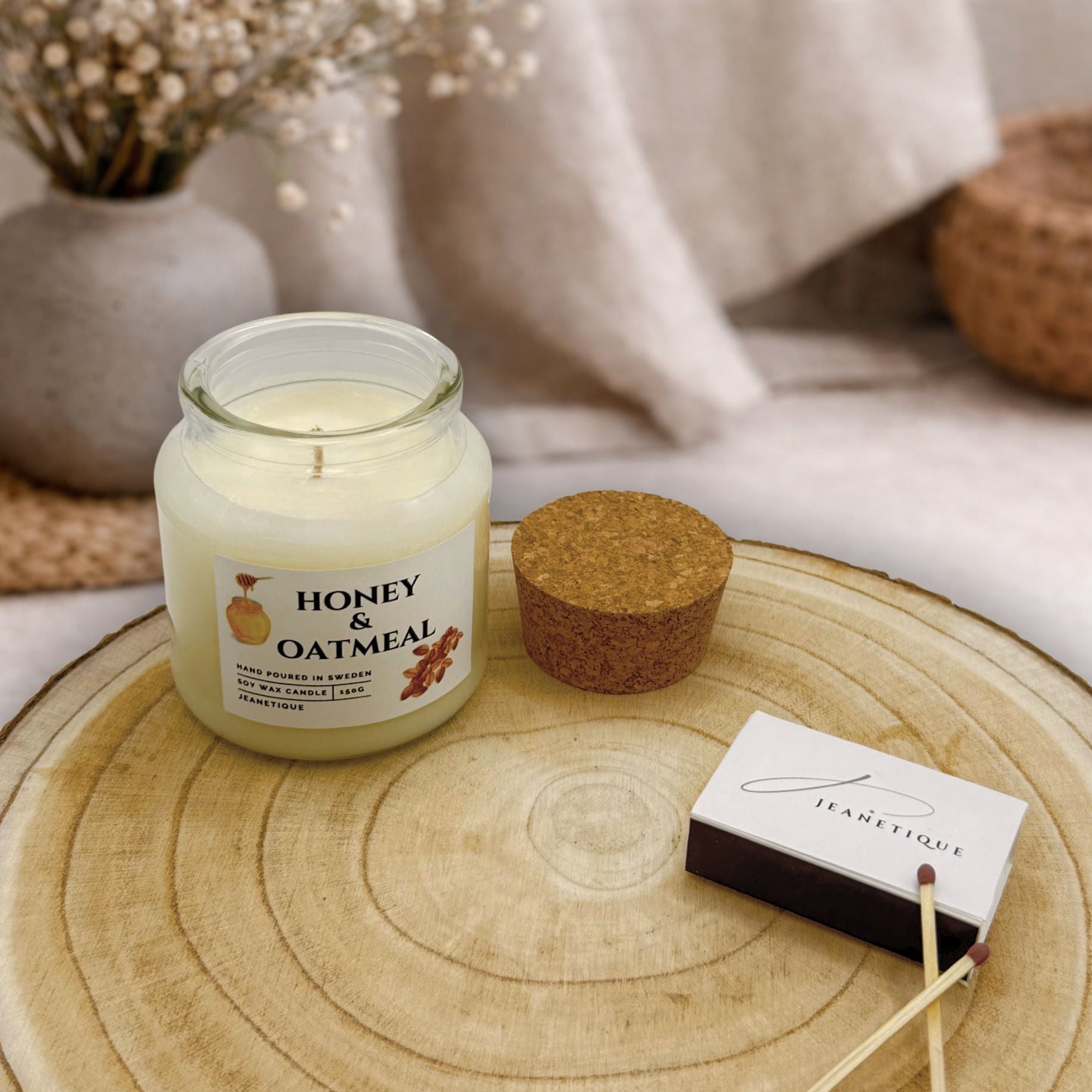 Honey & Oatmeal doftljus i 100% sojavax