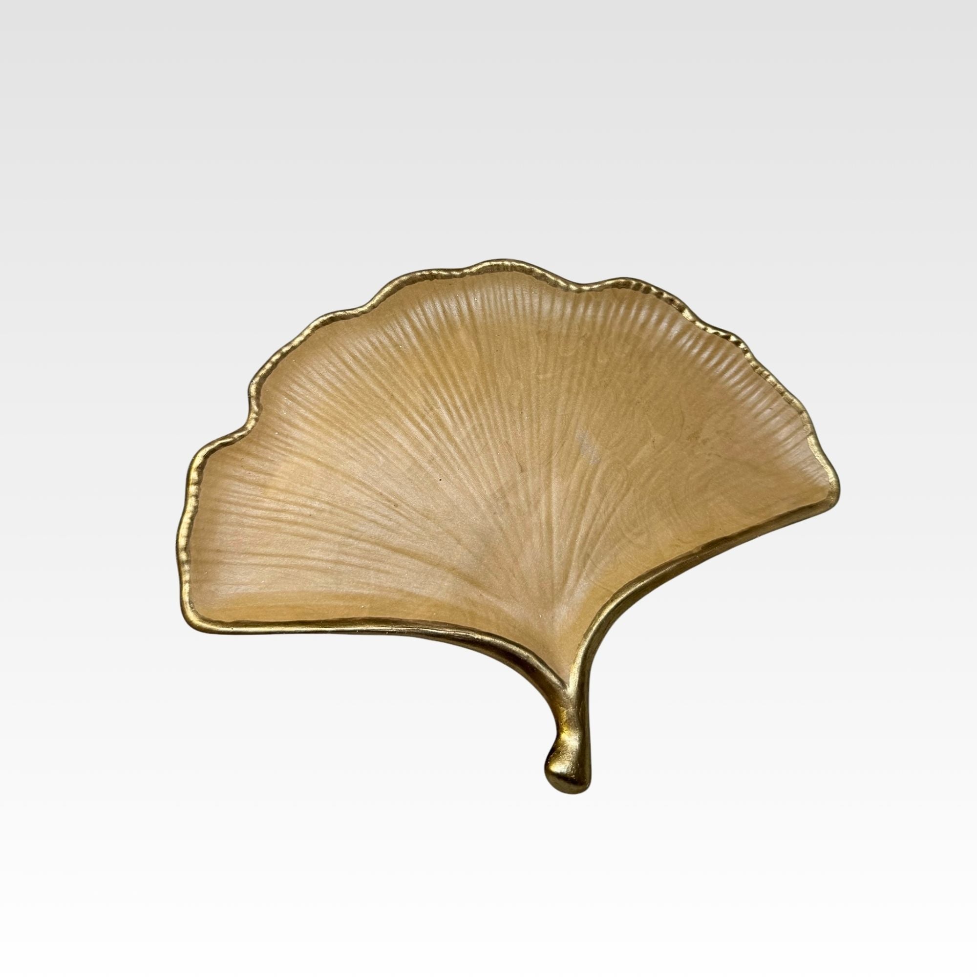 Gingkoformad Bricka i Jesmonite – Beige