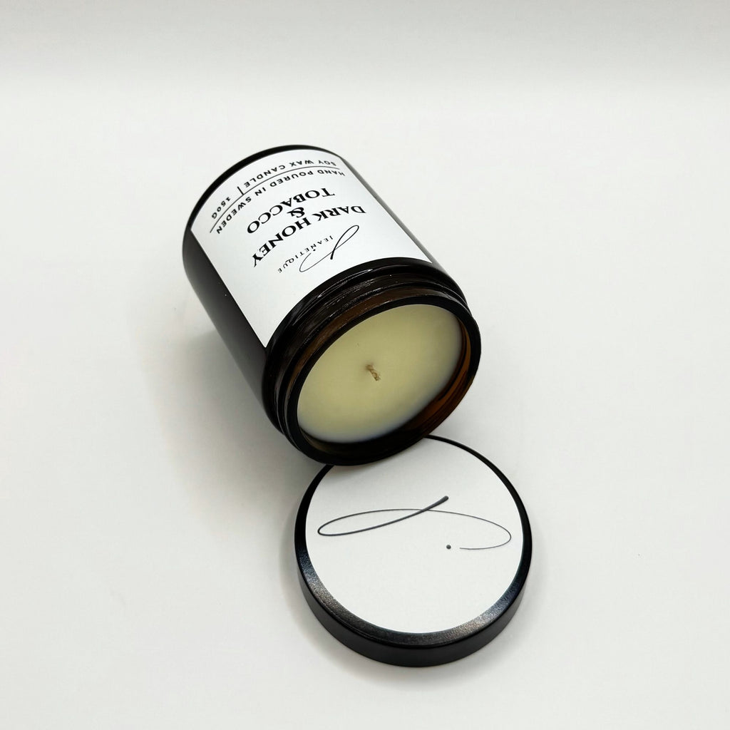 Dark Honey & Tobacco scented candle in 100% soy wax